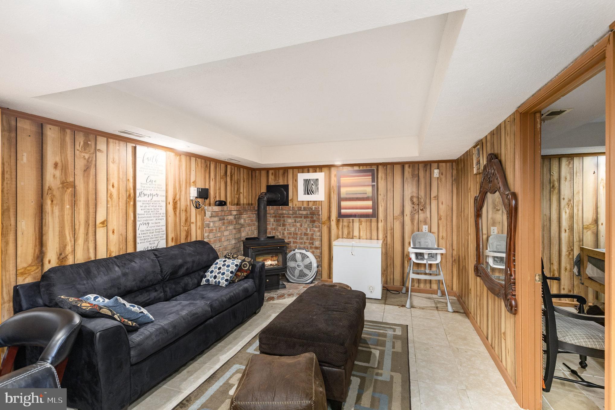 11241 OLD LEAVELLS ROAD