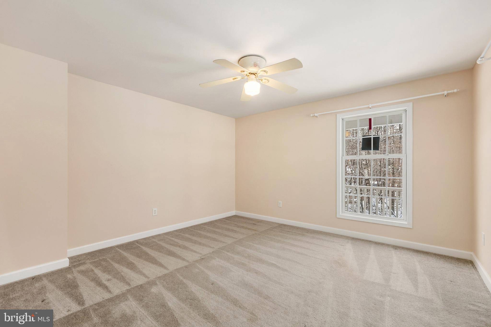 10305 TRACY LANE