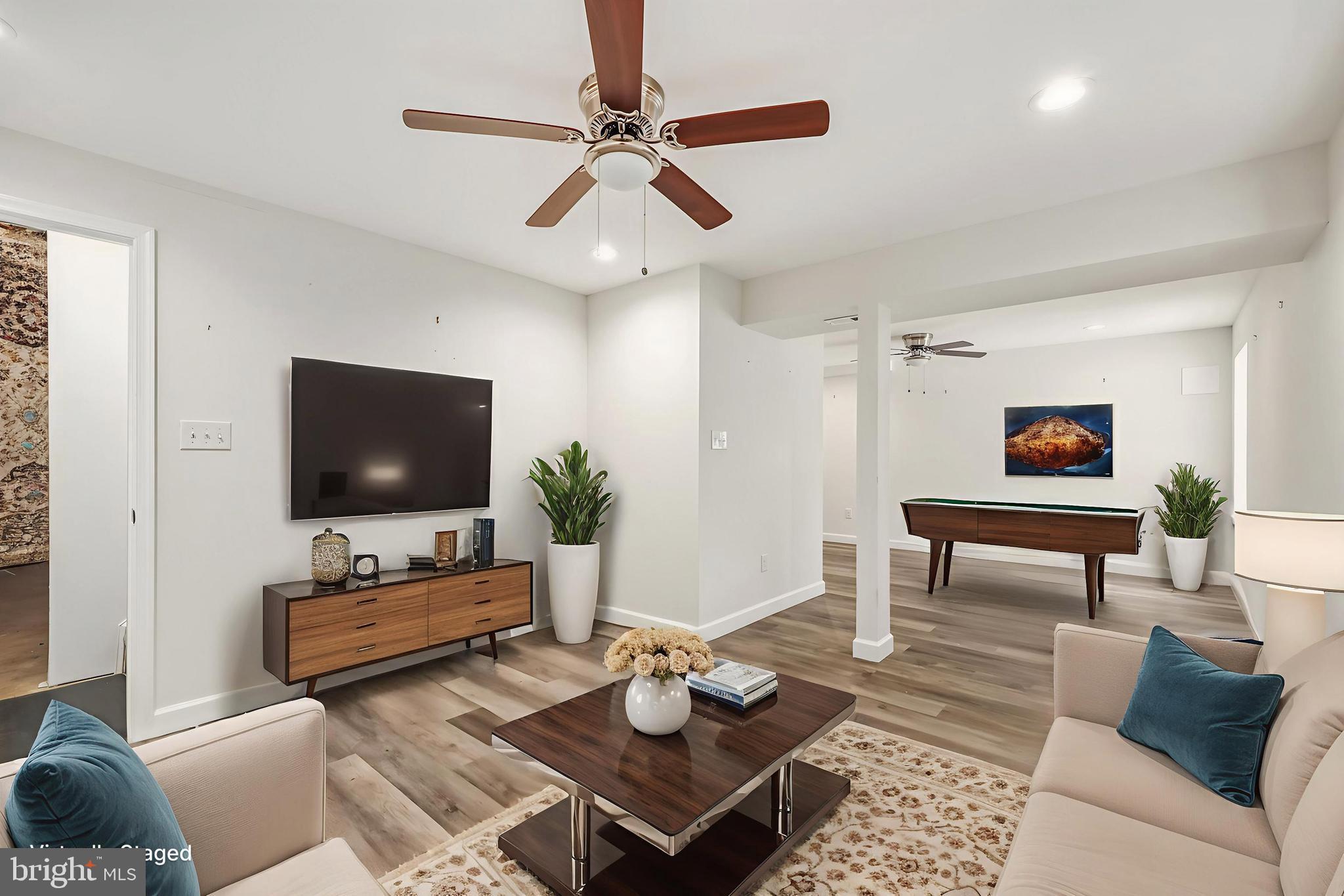 10305 TRACY LANE
