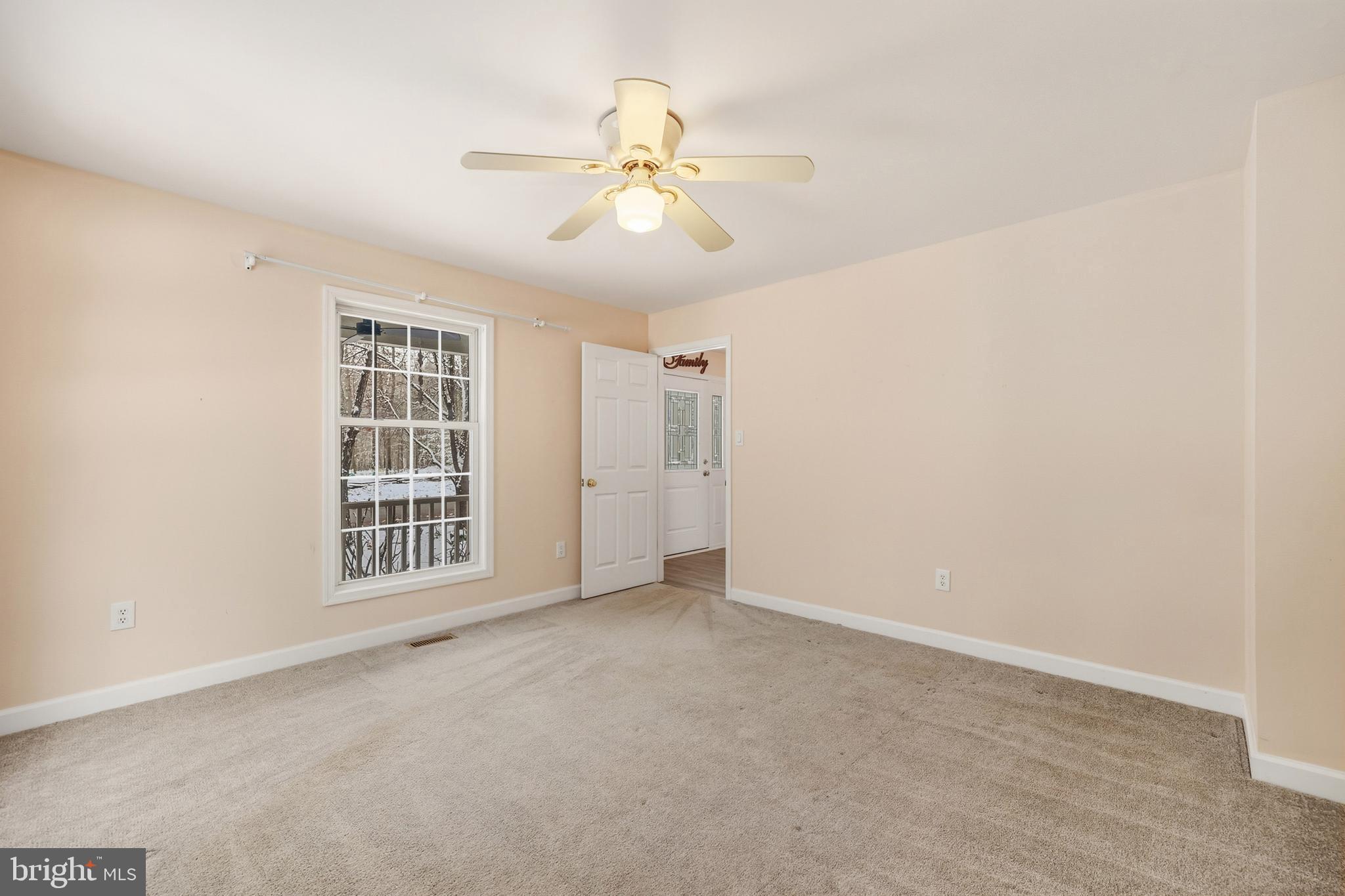 10305 TRACY LANE