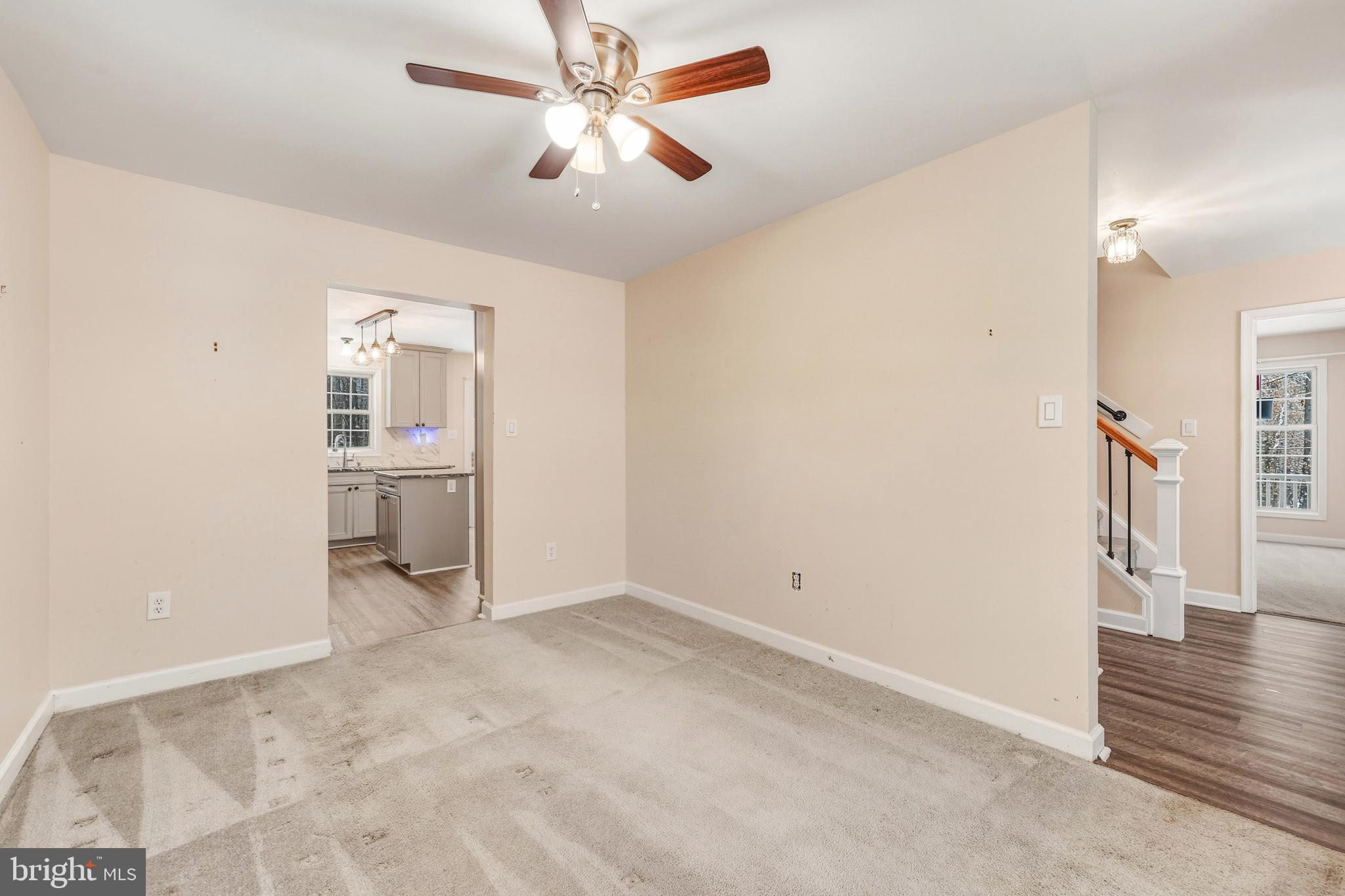 10305 TRACY LANE