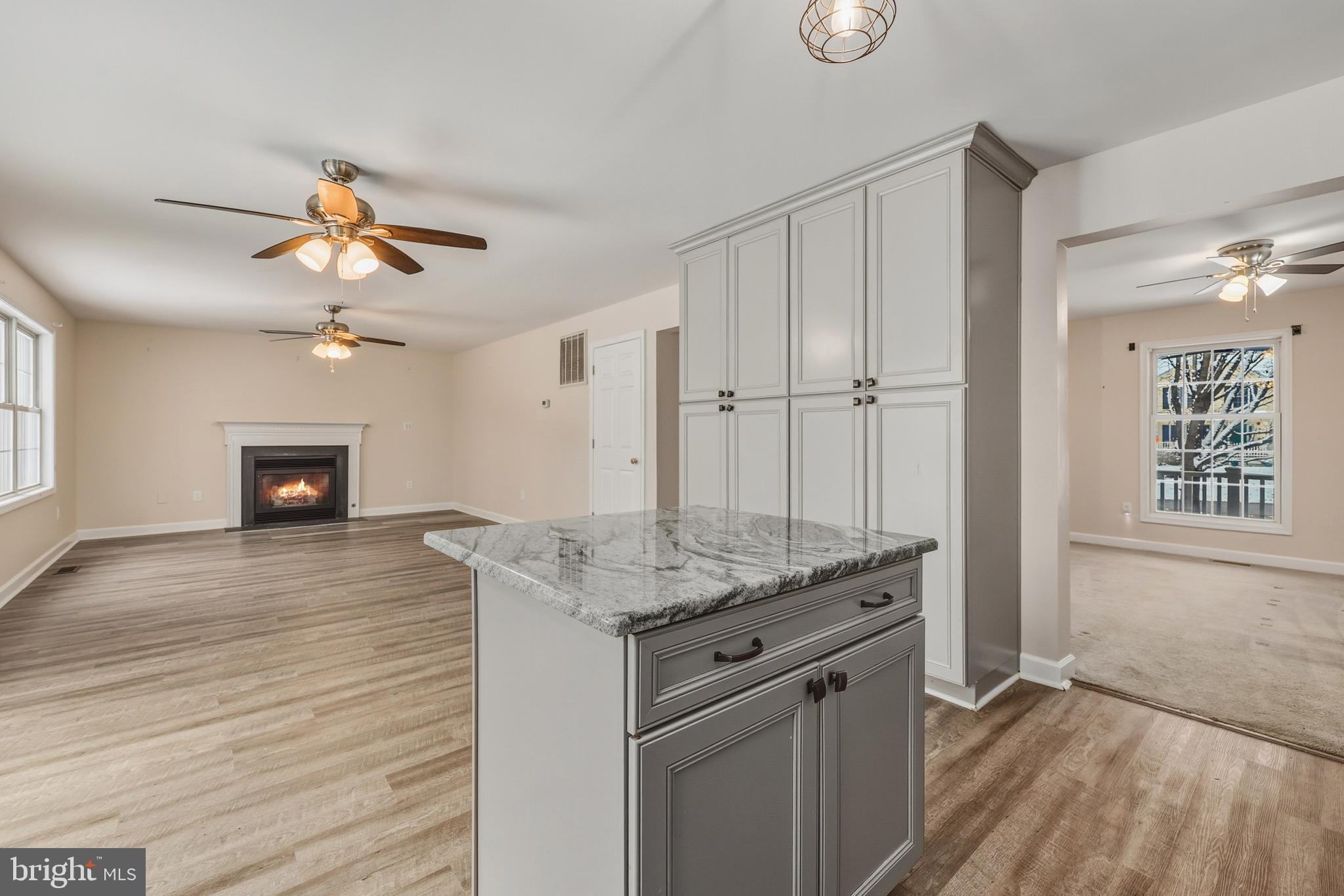 10305 TRACY LANE