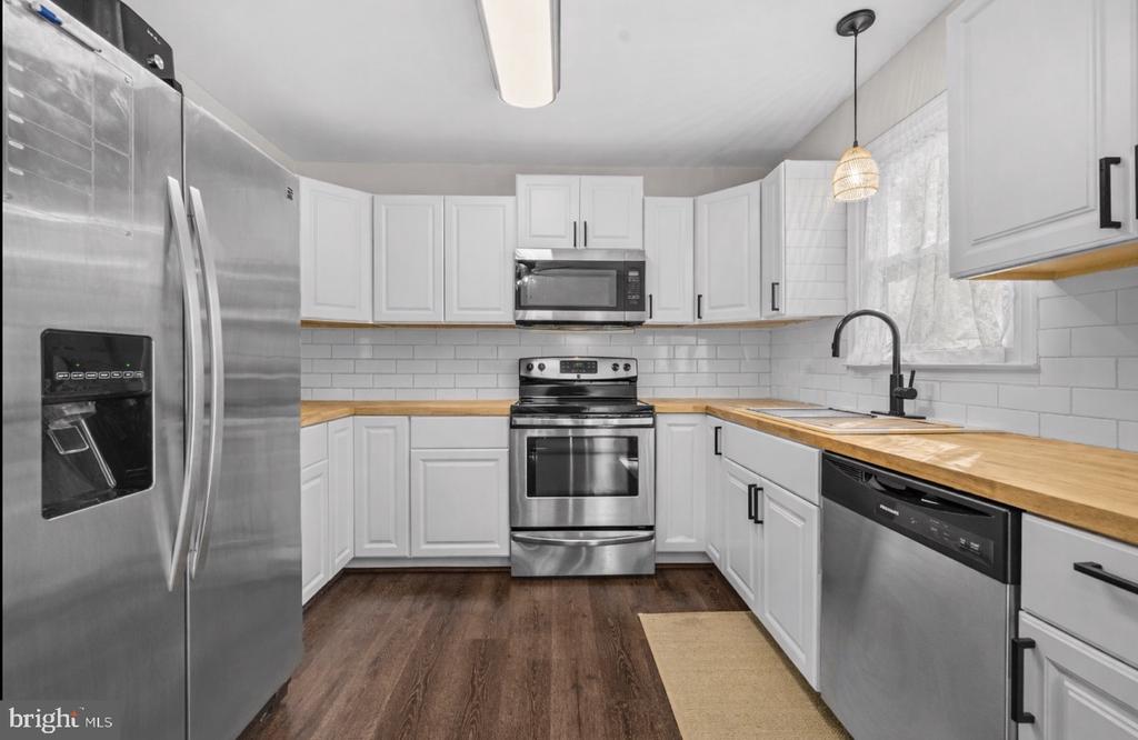 11506 TIMBERWOOD ROAD