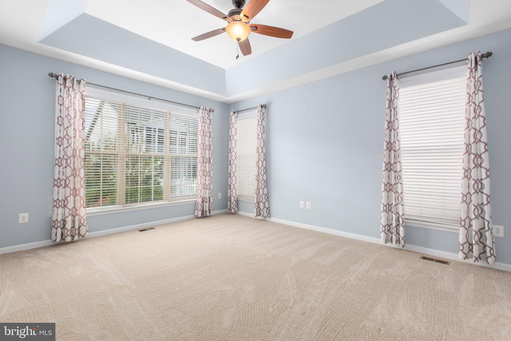 6016 E GREENBRIER RIVER ROAD