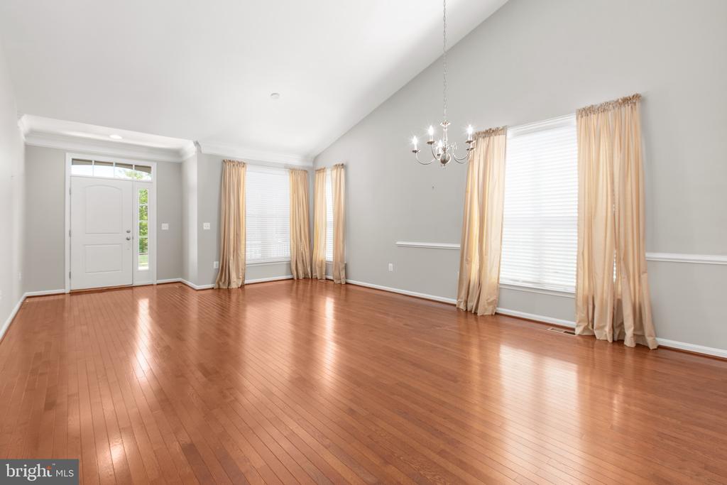6016 E GREENBRIER RIVER ROAD