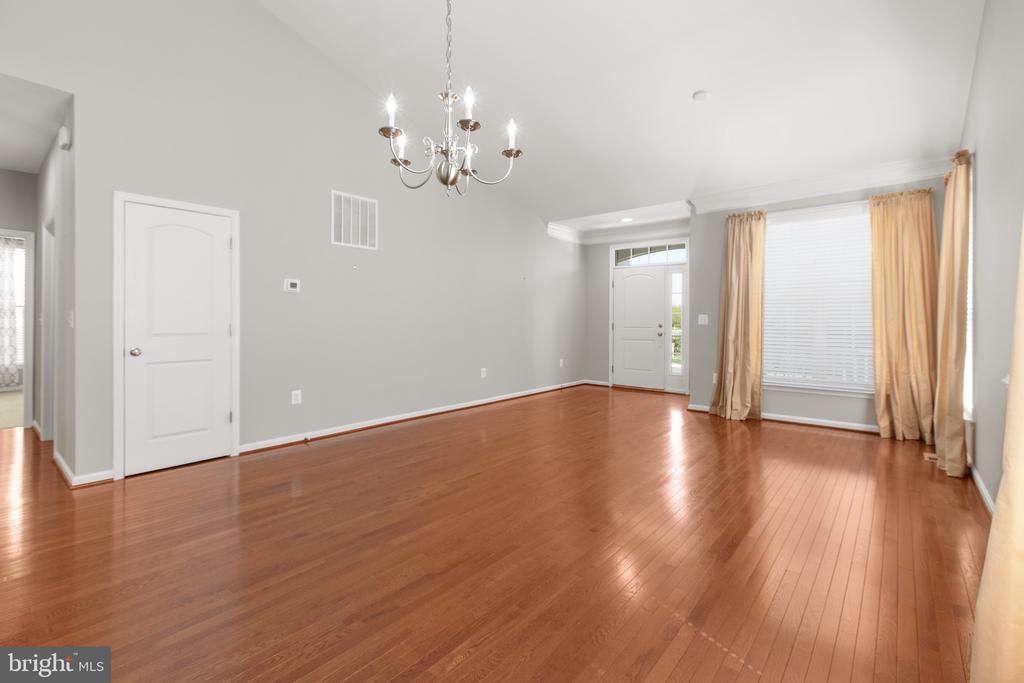 6016 E GREENBRIER RIVER ROAD