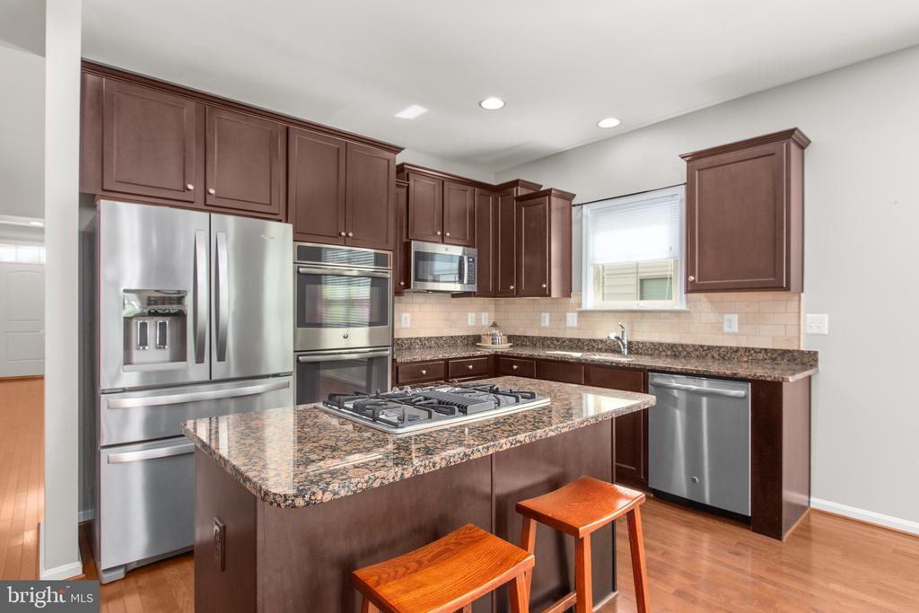 6016 E GREENBRIER RIVER ROAD