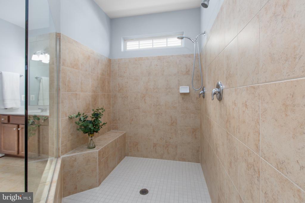6016 E GREENBRIER RIVER ROAD