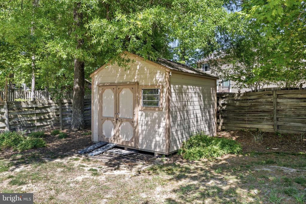 6503 MARSH COURT