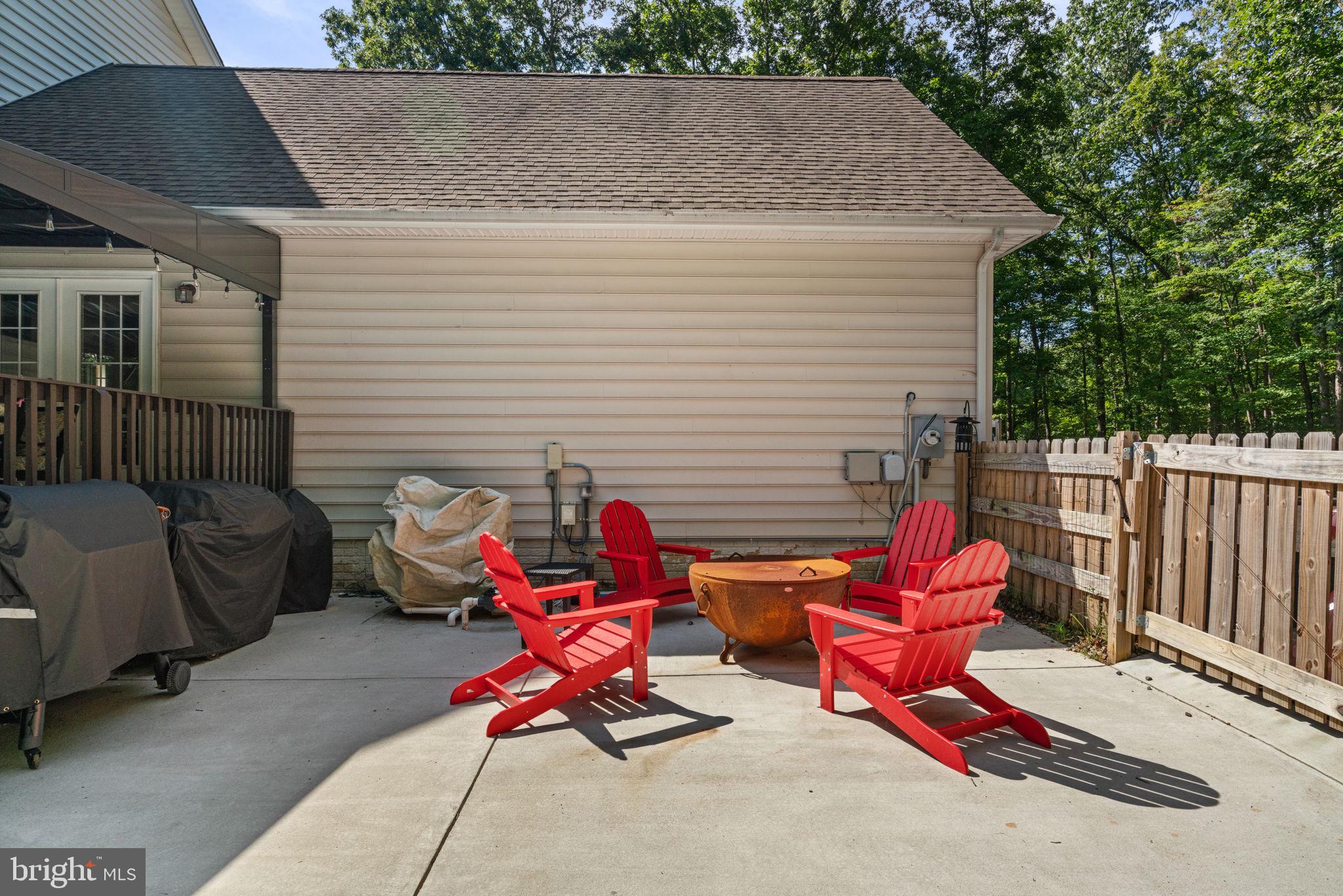 8801 GENERAL COUCHS COURT