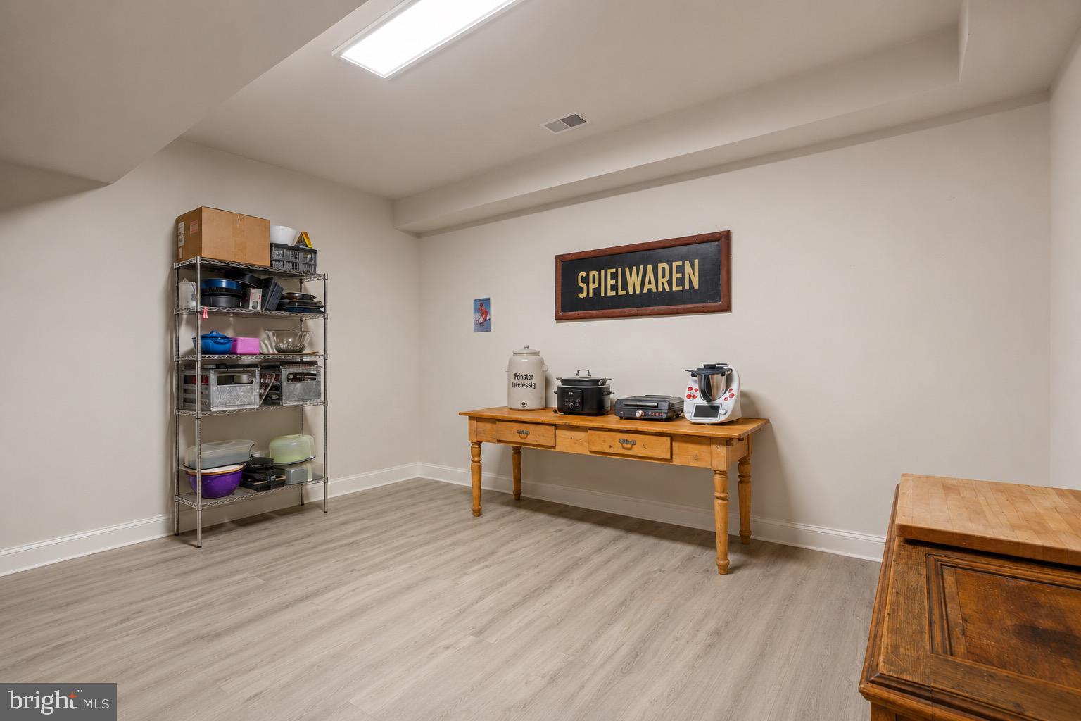 8801 GENERAL COUCHS COURT