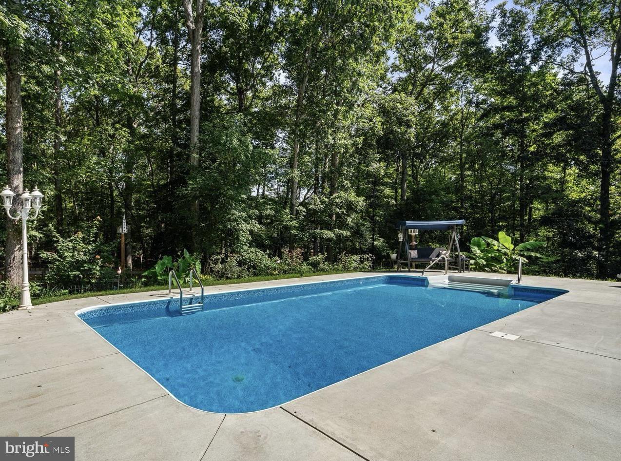 8801 GENERAL COUCHS COURT