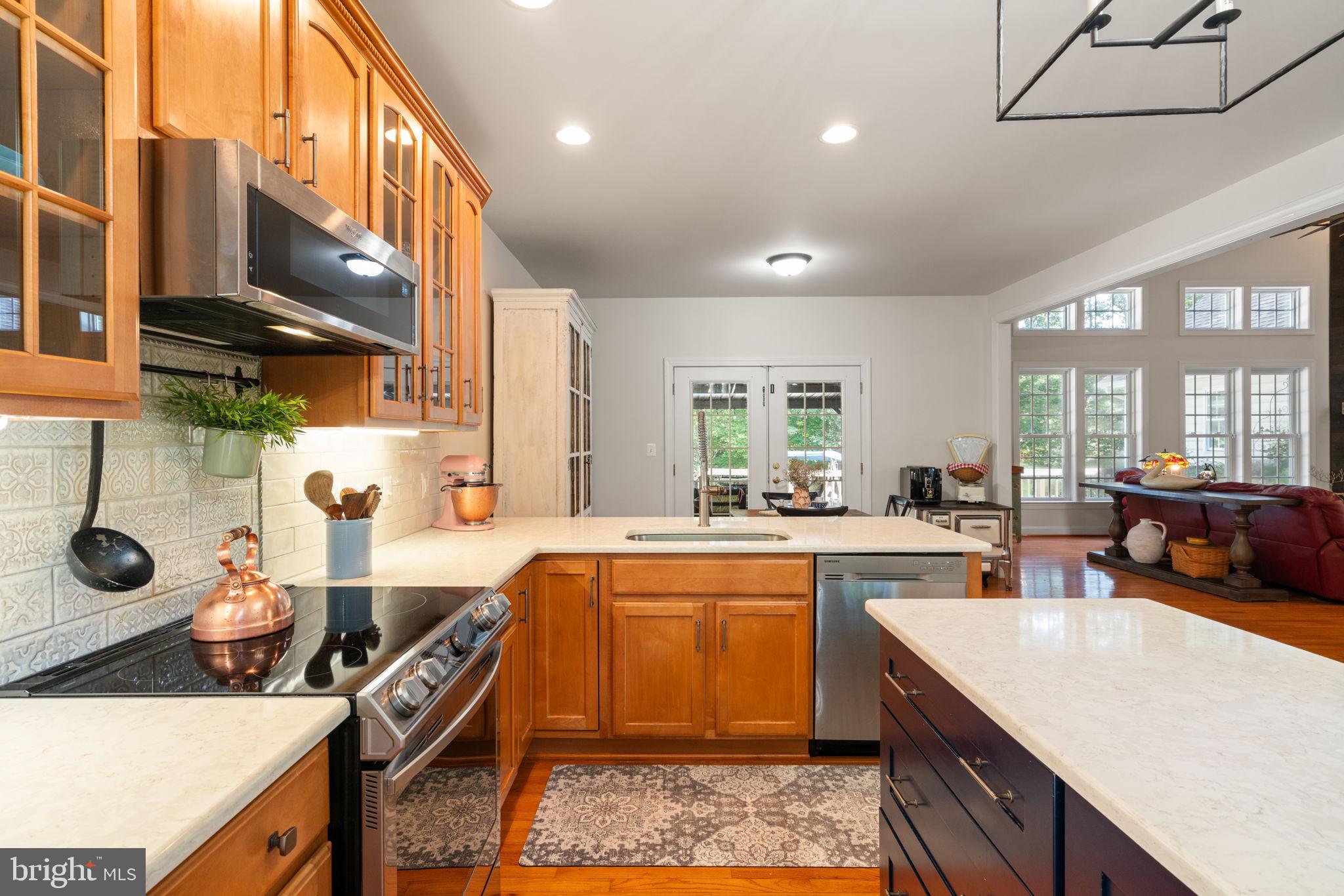8801 GENERAL COUCHS COURT