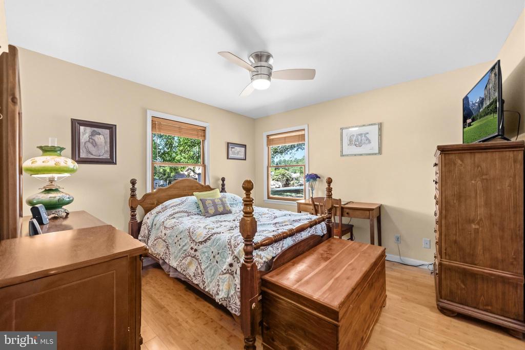 313 GREEN ARBOR DRIVE