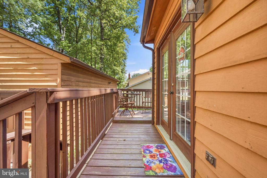 313 GREEN ARBOR DRIVE