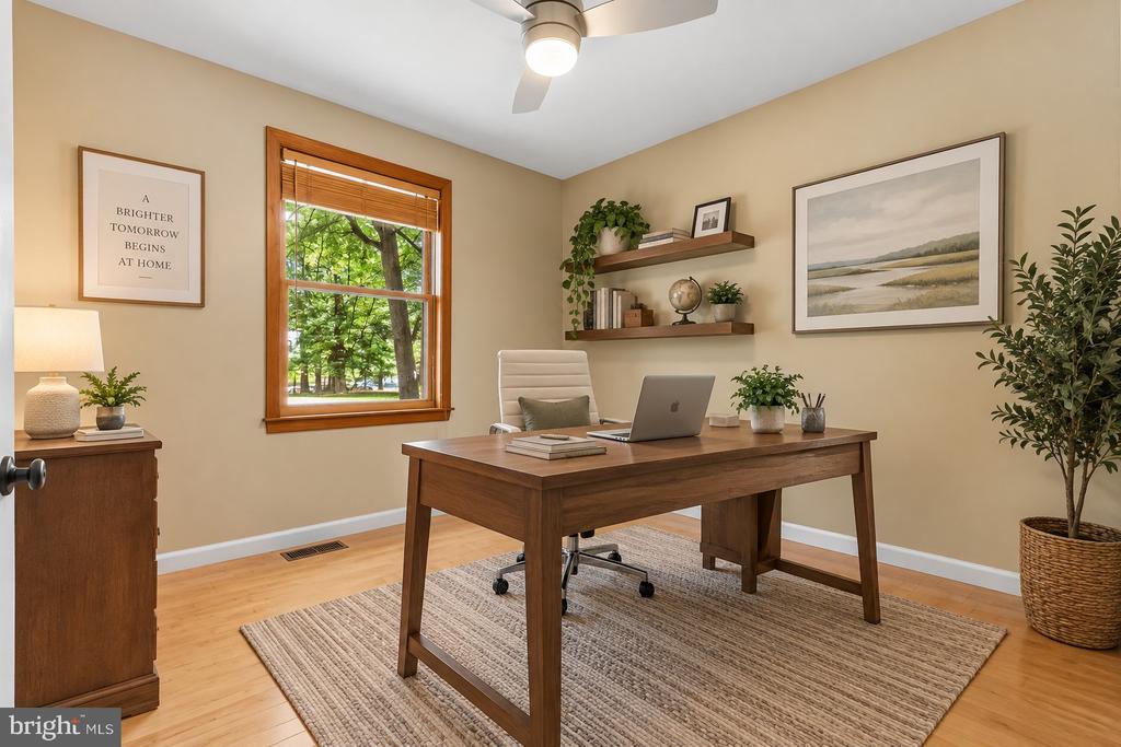 313 GREEN ARBOR DRIVE