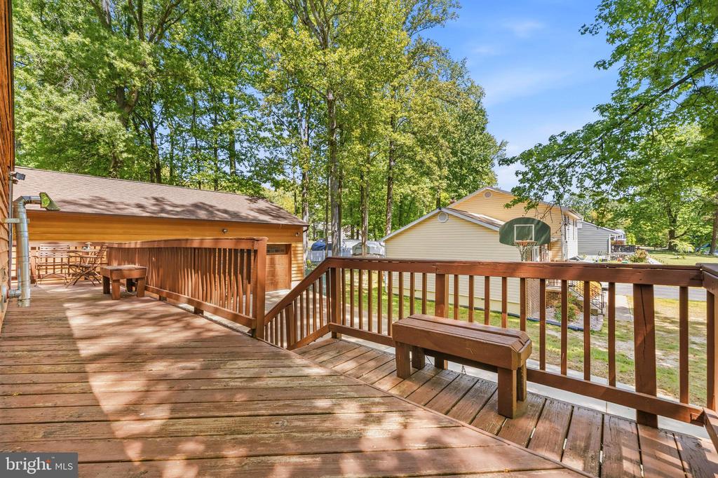 313 GREEN ARBOR DRIVE