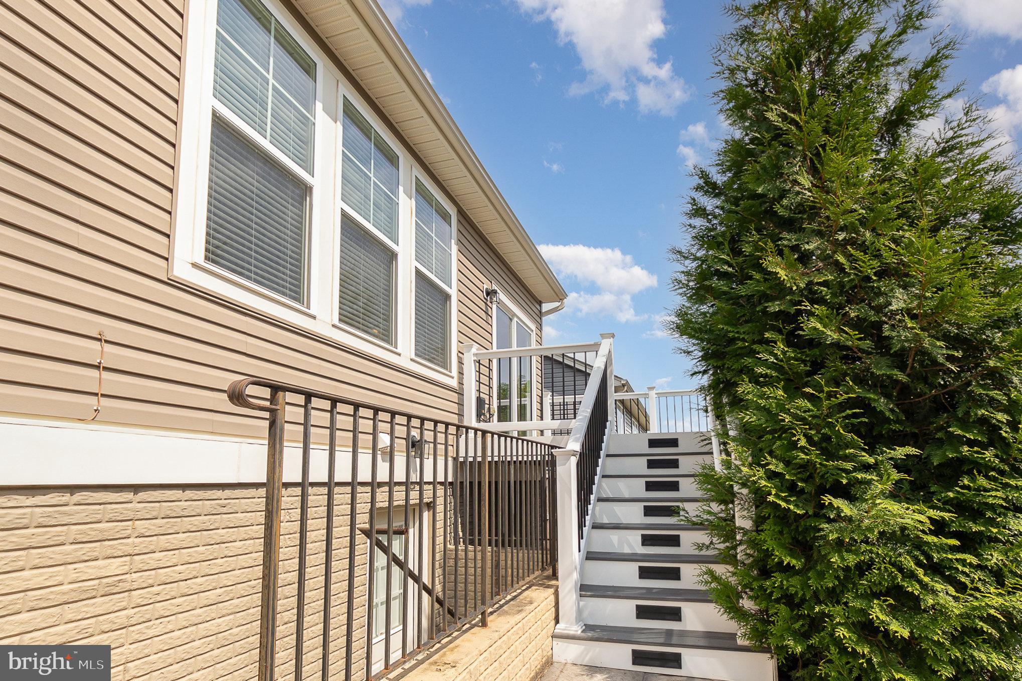 428 CONEFLOWER LANE