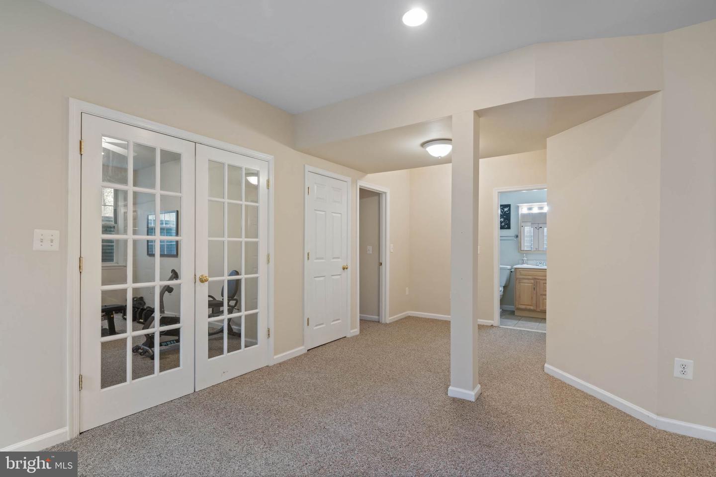 7 Aztec Dr