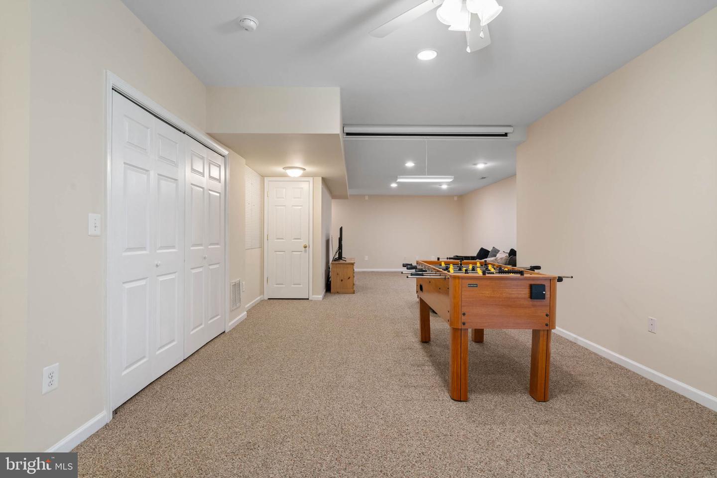 7 Aztec Dr