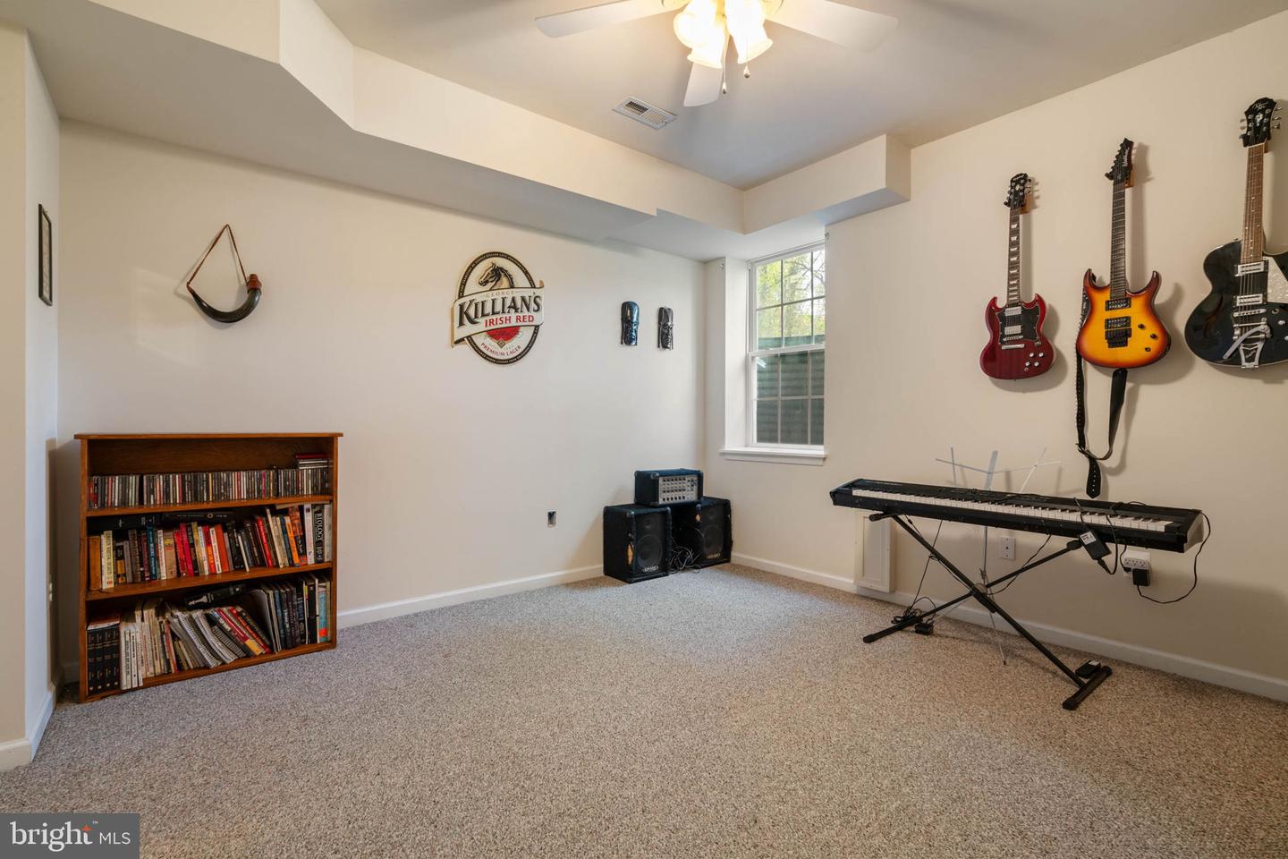 7 Aztec Dr
