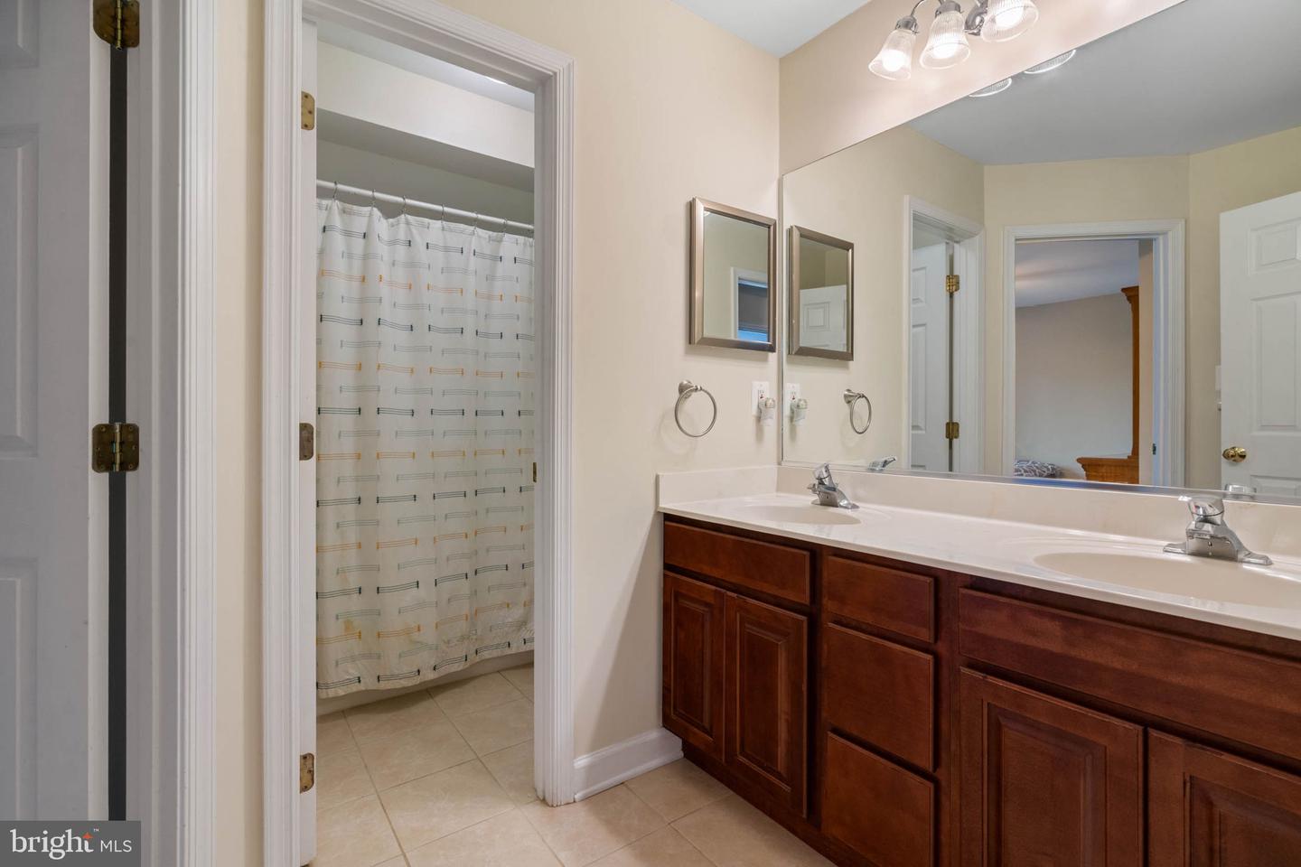 7 Aztec Dr