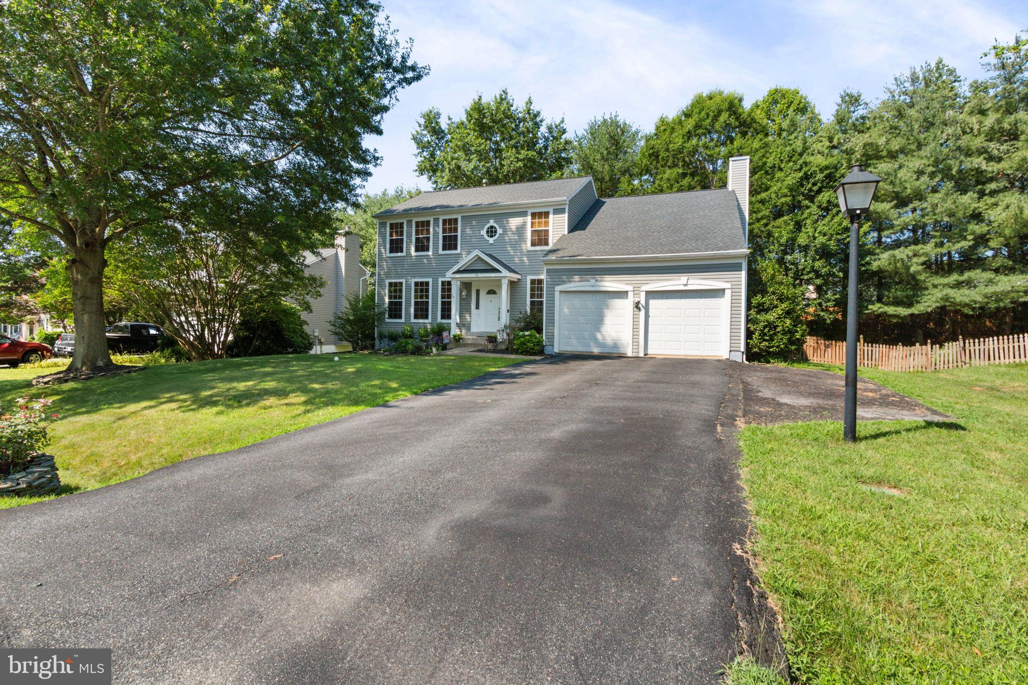 48 Blossom Wood Ct