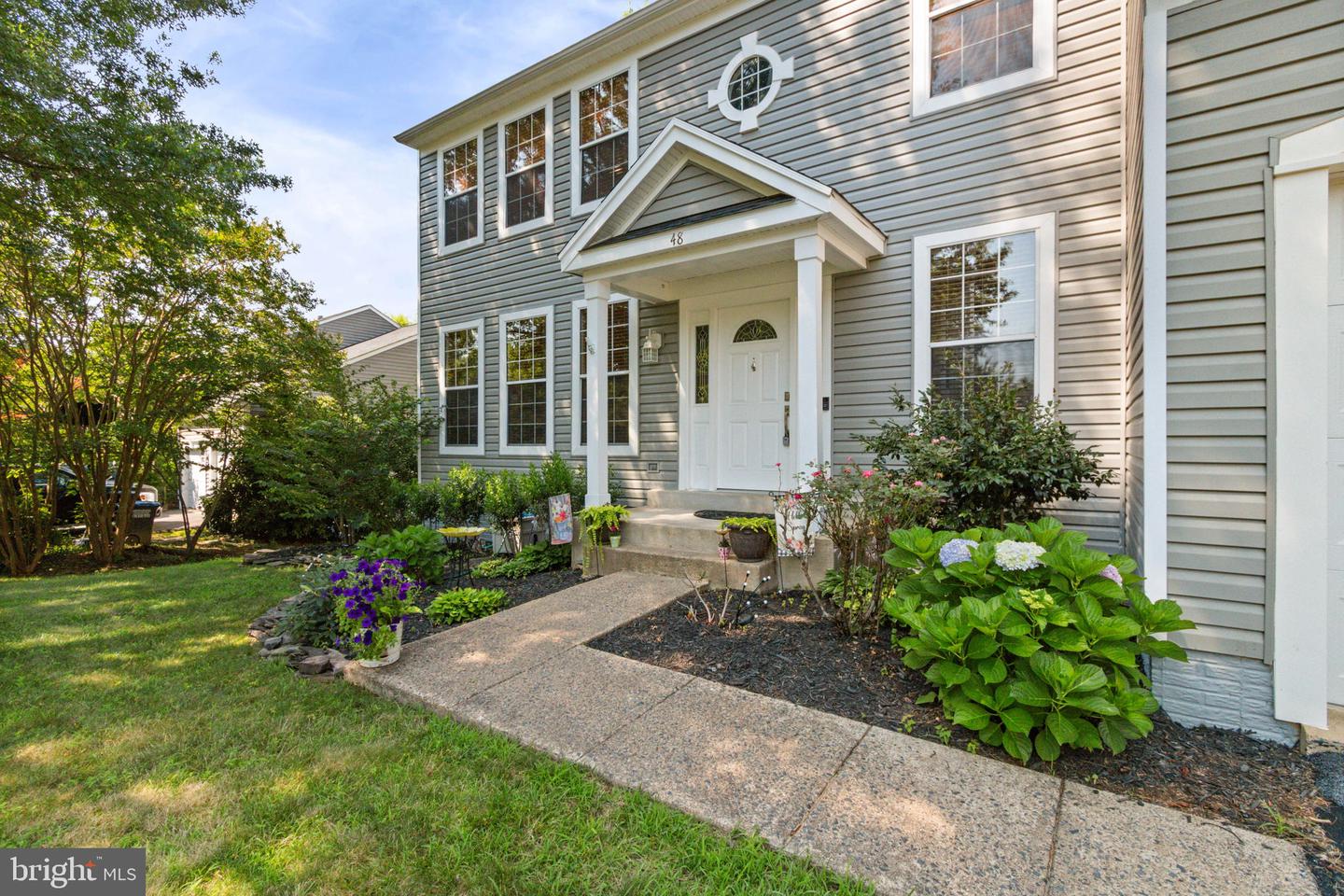 48 Blossom Wood Ct