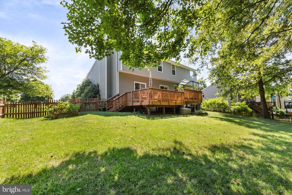 48 Blossom Wood Ct