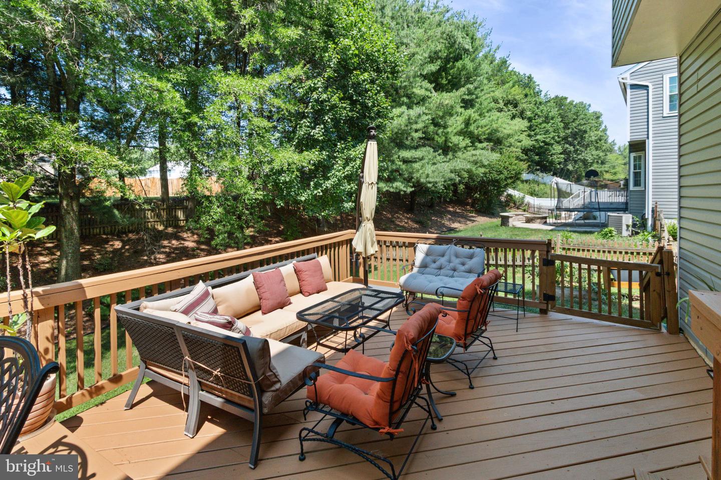 48 Blossom Wood Ct