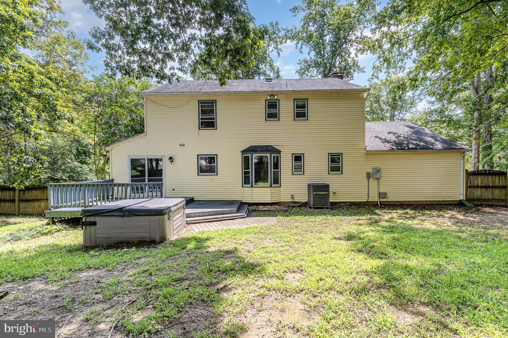 1032 ISABELLA DRIVE
