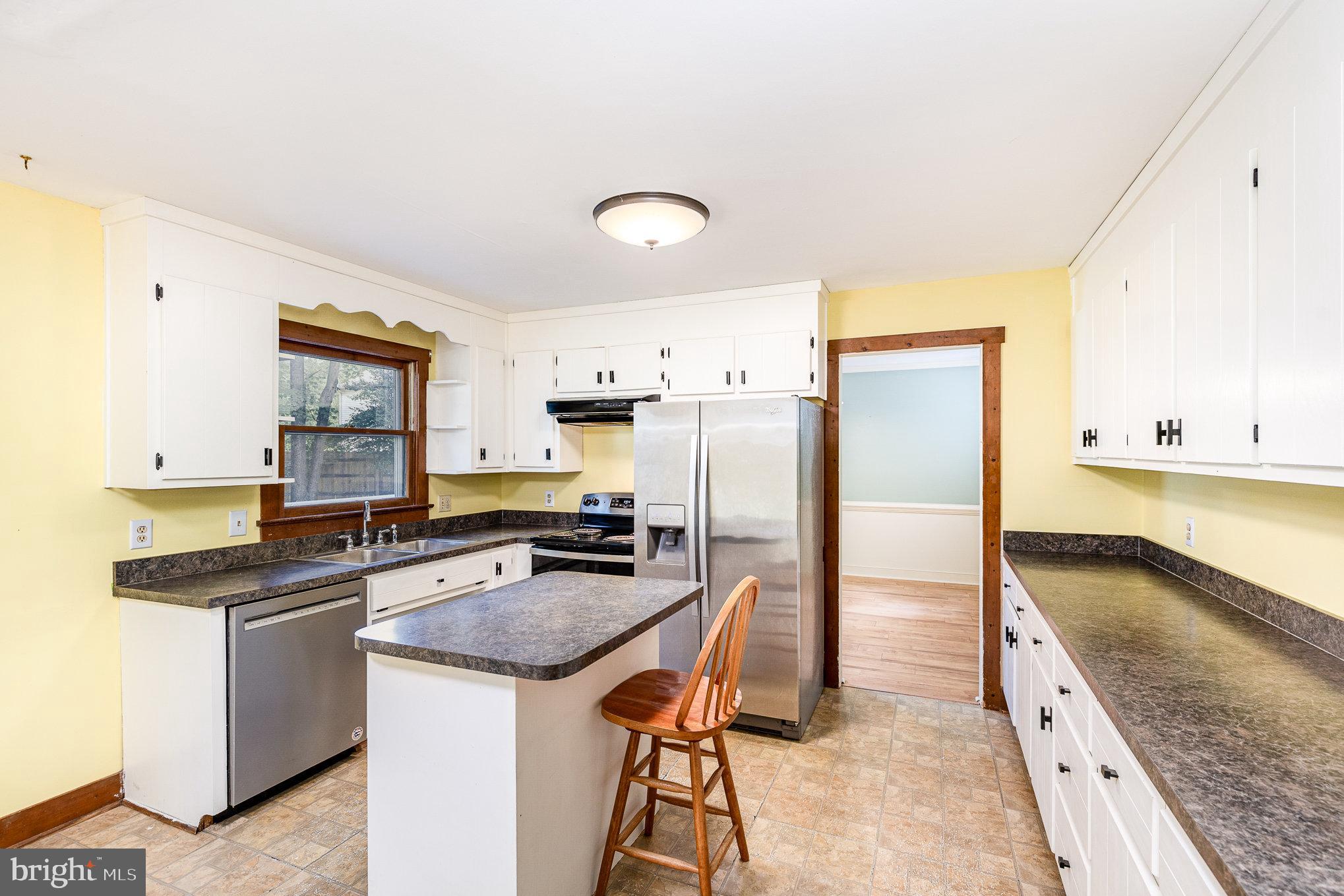 1032 ISABELLA DRIVE