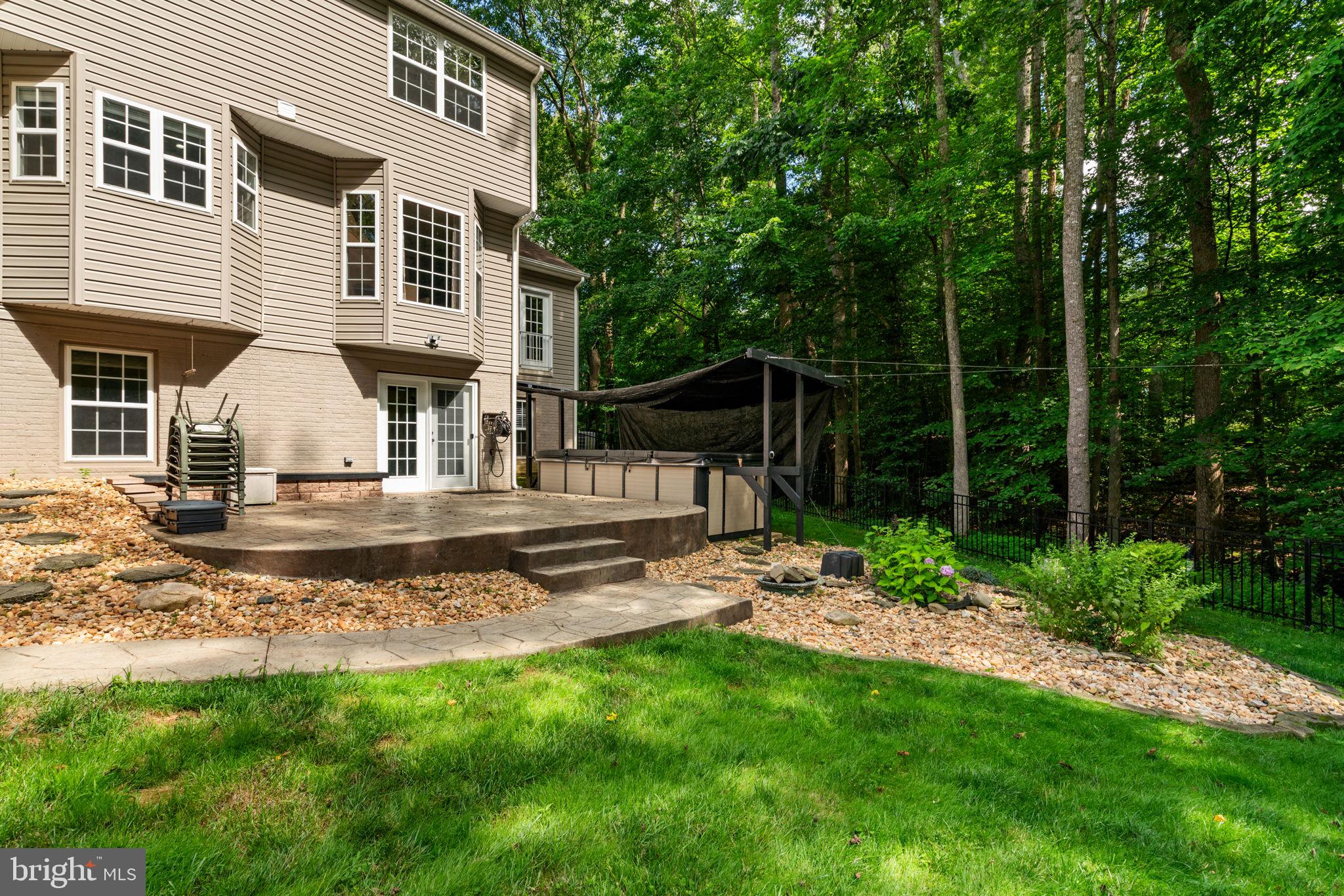 123 ARDEN LANE