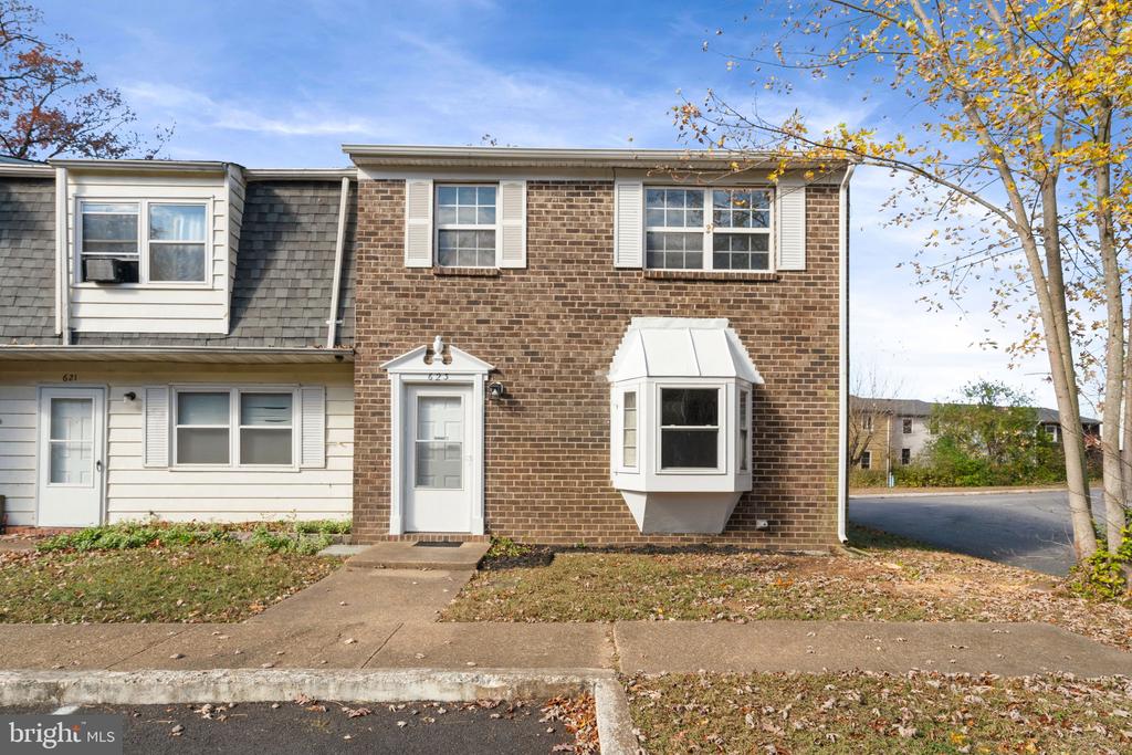 623 OLDE FORGE DRIVE