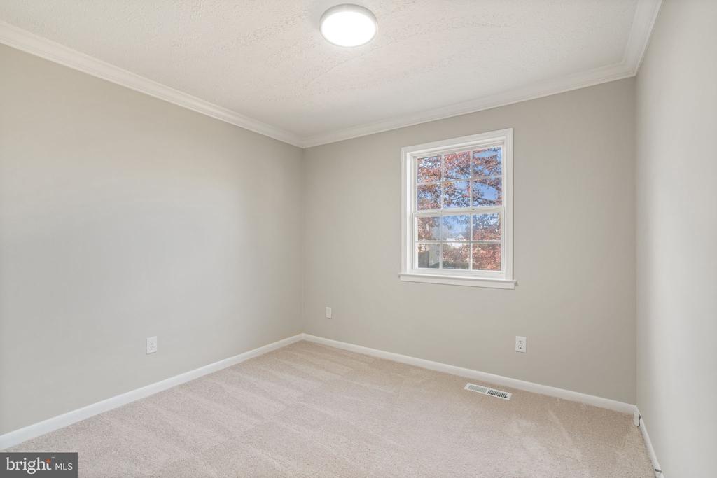623 OLDE FORGE DRIVE