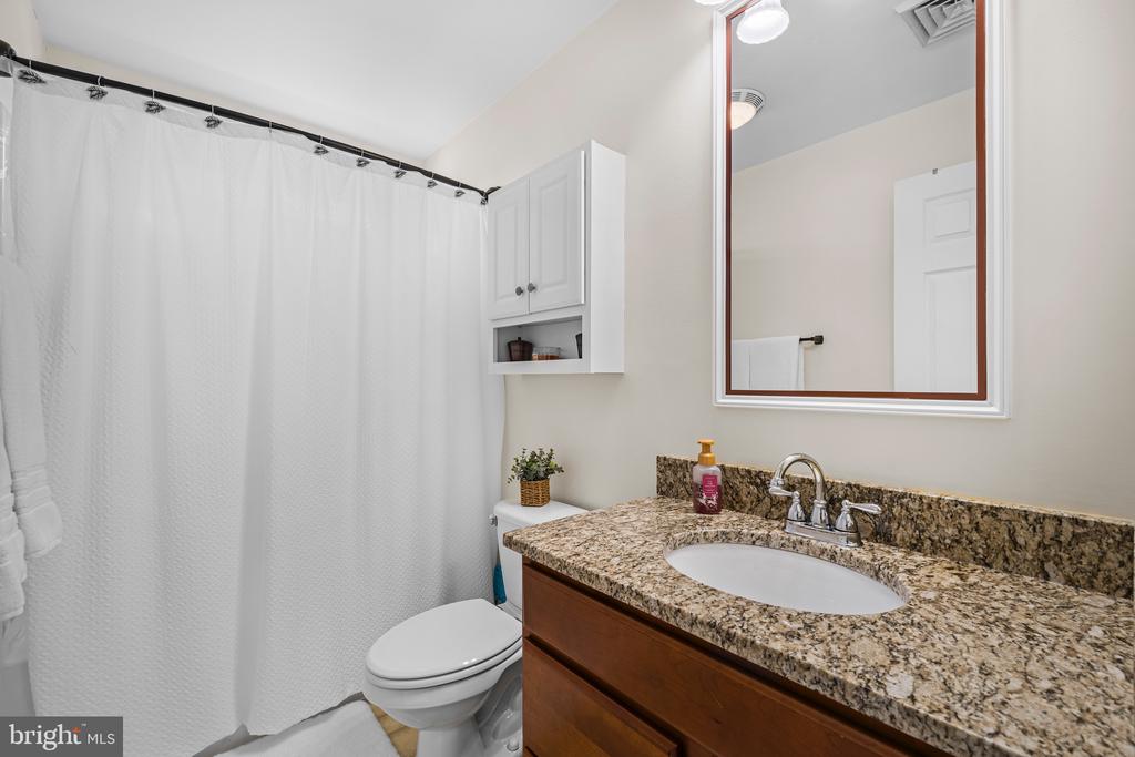 8 CARLSBAD DRIVE