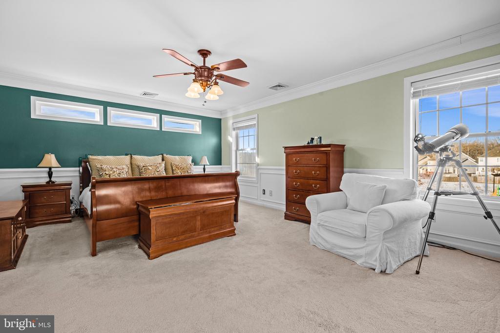 8 CARLSBAD DRIVE