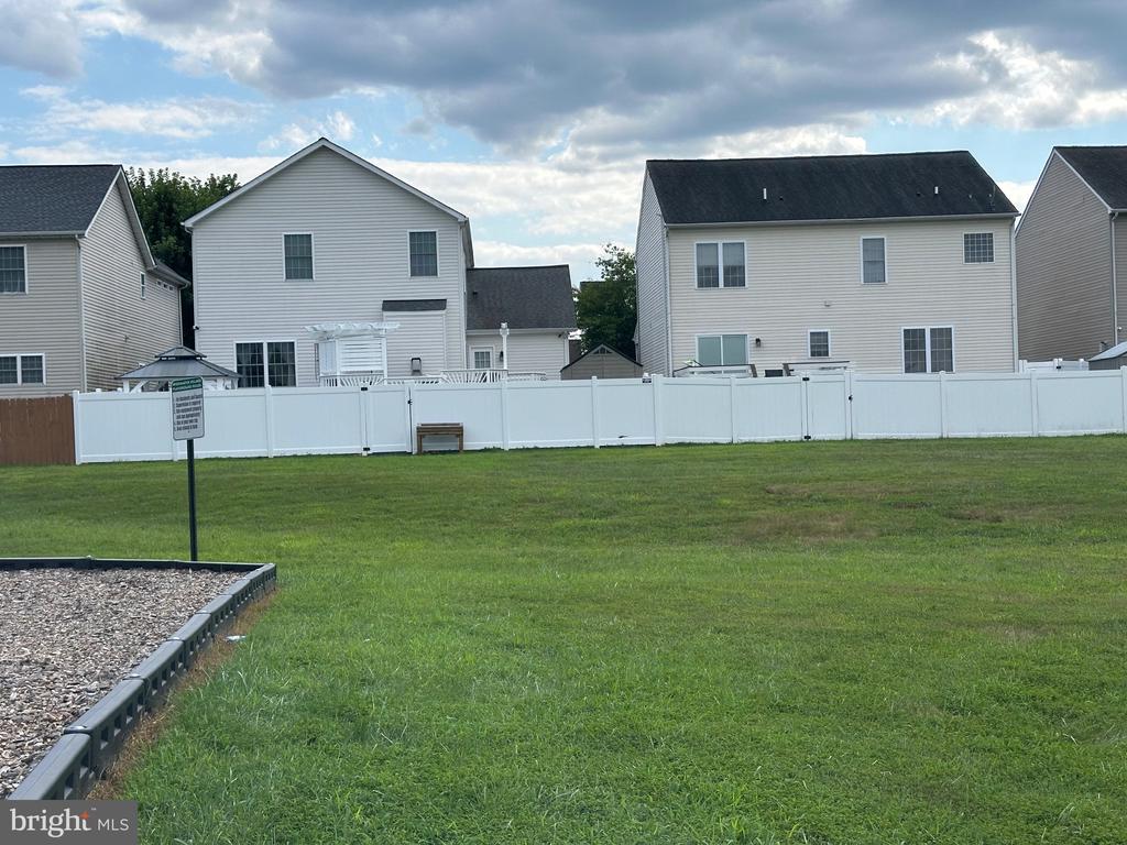 8 CARLSBAD DRIVE