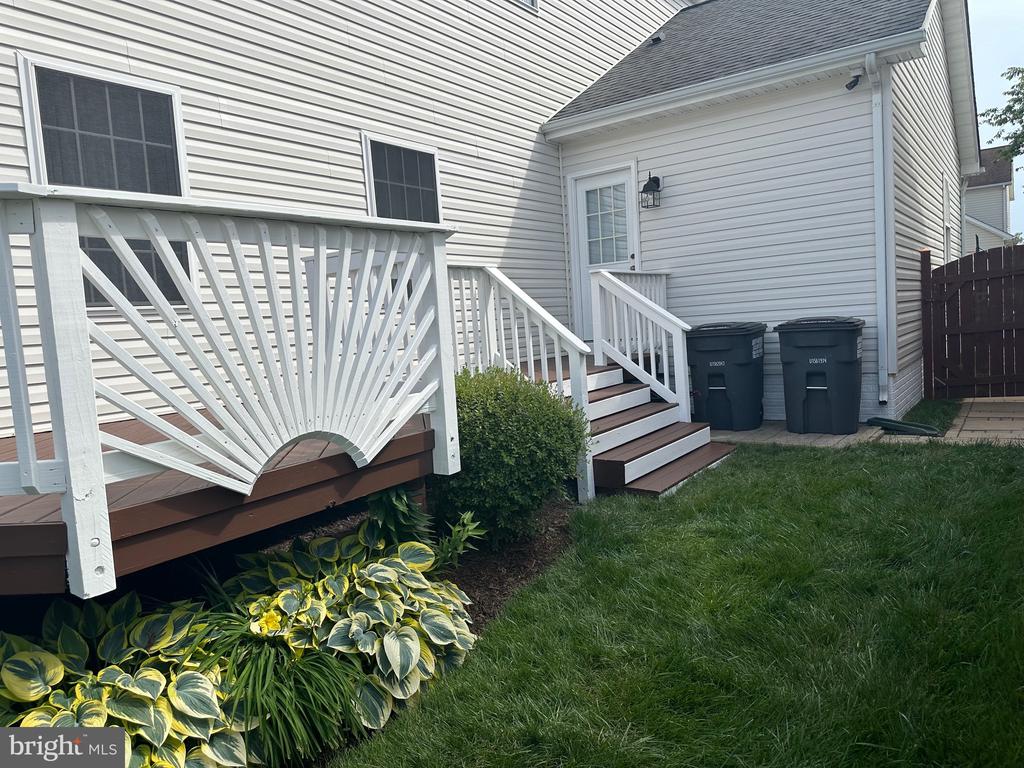 8 CARLSBAD DRIVE