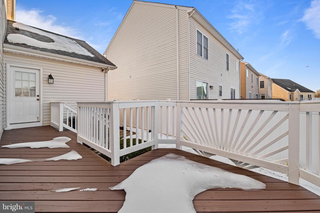 8 CARLSBAD DRIVE