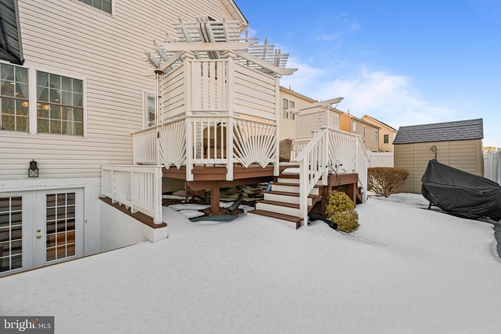 8 CARLSBAD DRIVE