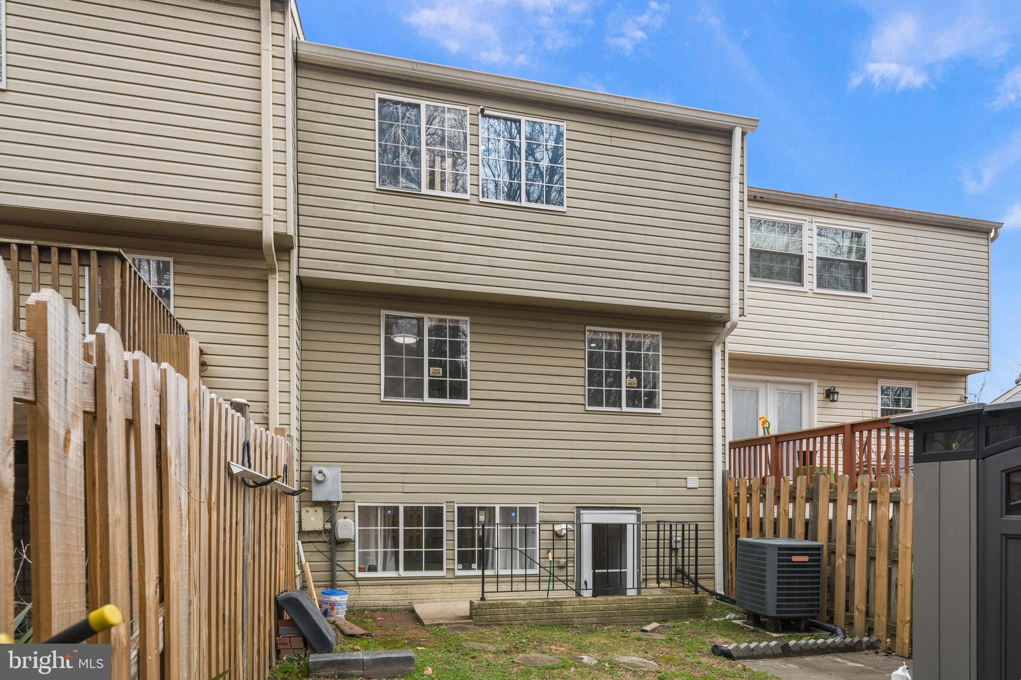 104 BARKSDALE PLACE