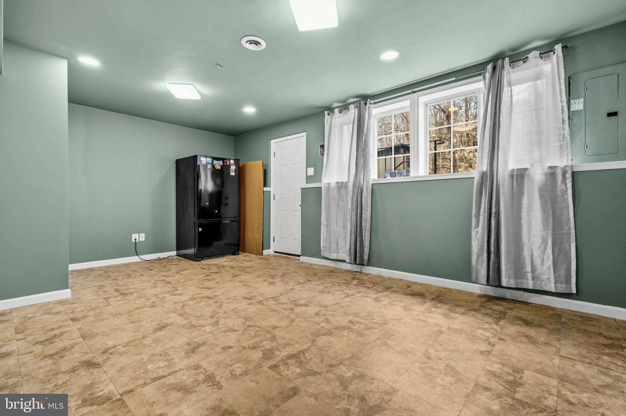 104 BARKSDALE PLACE