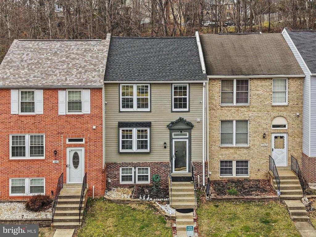 104 BARKSDALE PLACE