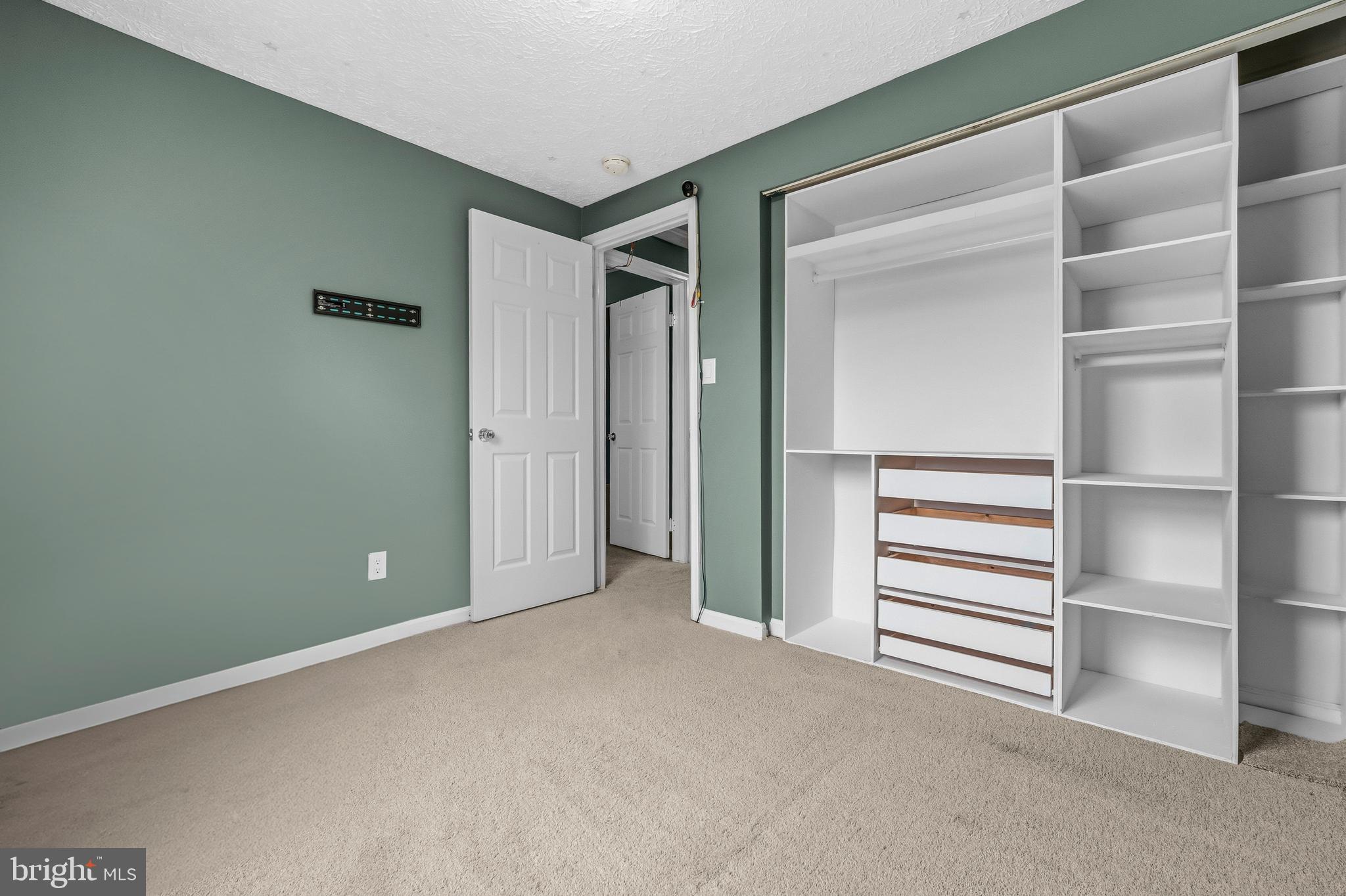 104 BARKSDALE PLACE