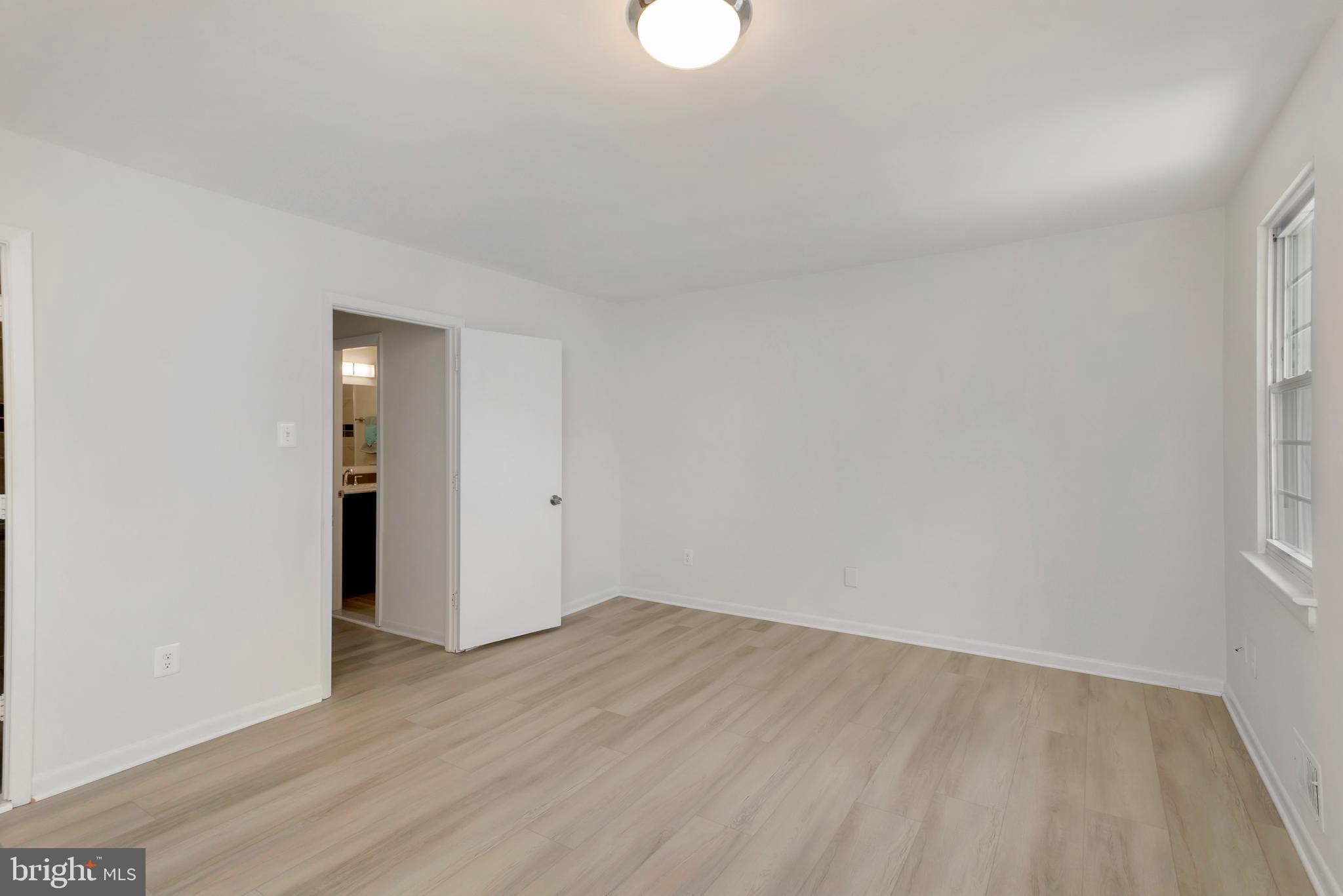 1132 JAMES MADISON CIRCLE