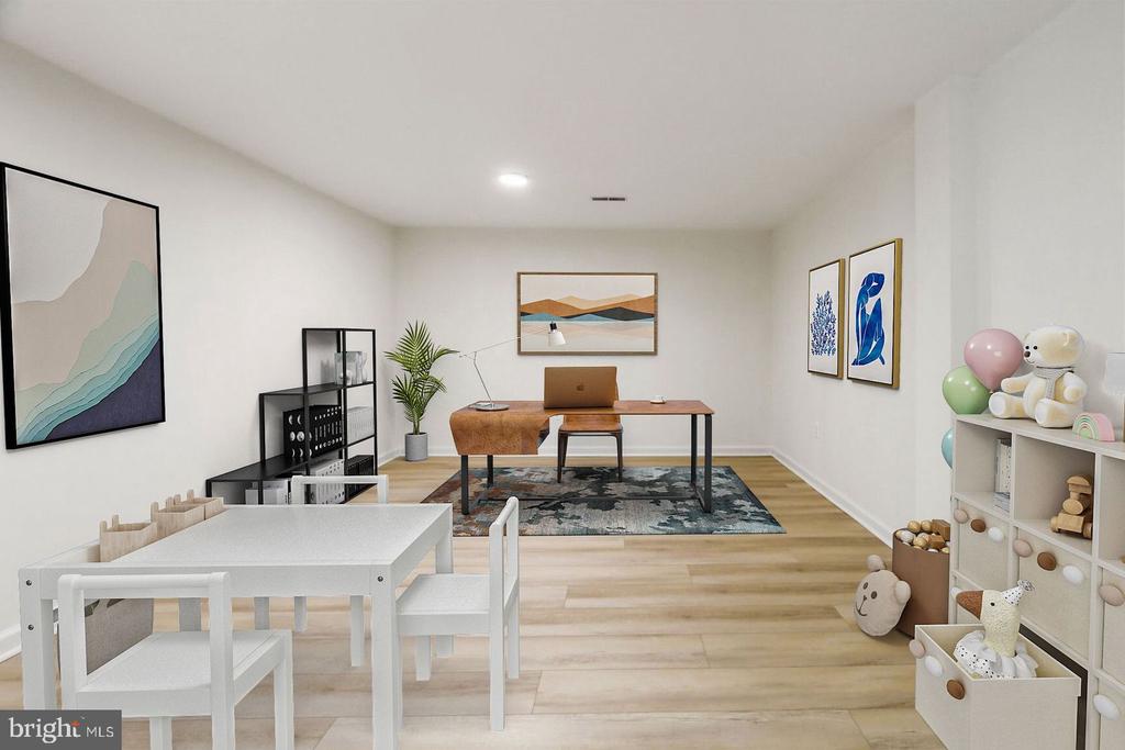 1132 JAMES MADISON CIRCLE