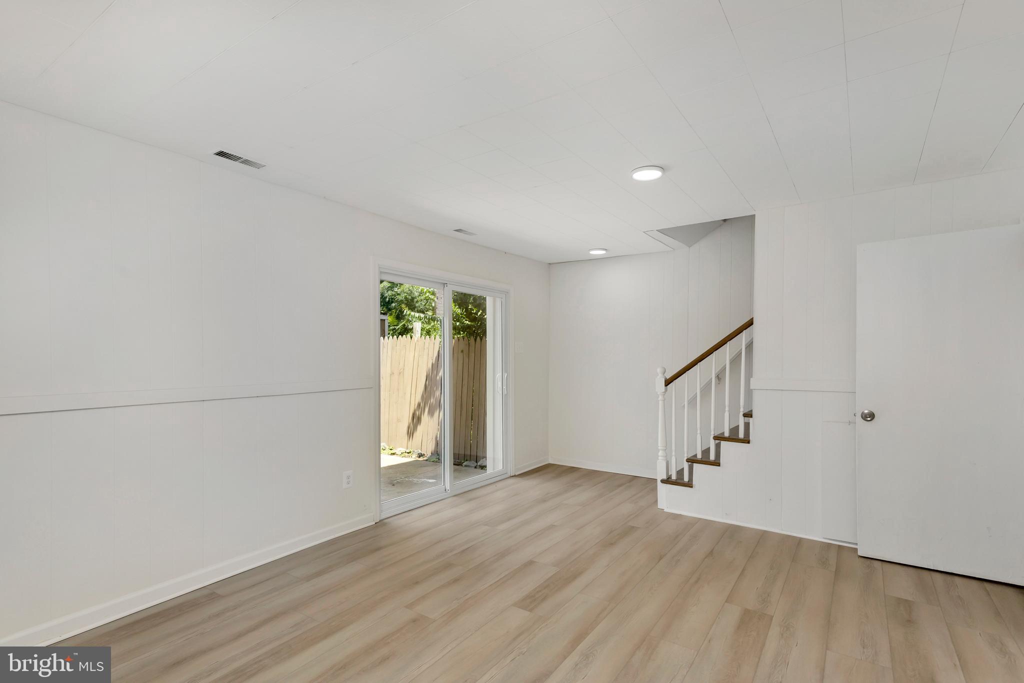 1132 JAMES MADISON CIRCLE