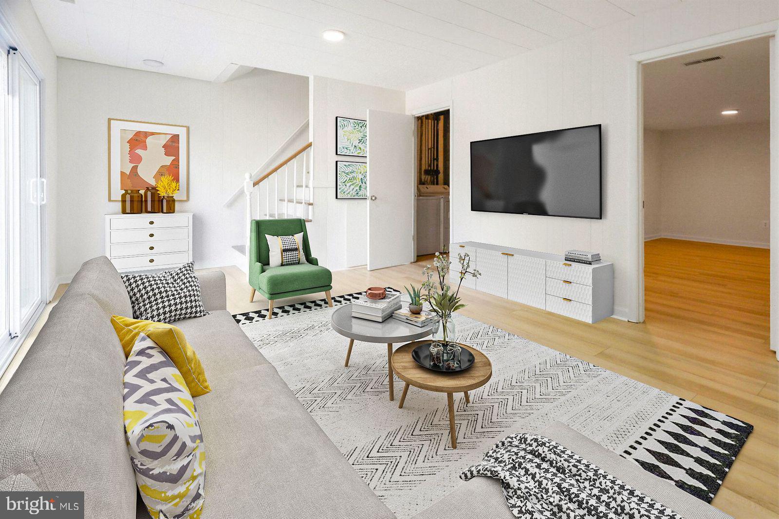 1132 JAMES MADISON CIRCLE