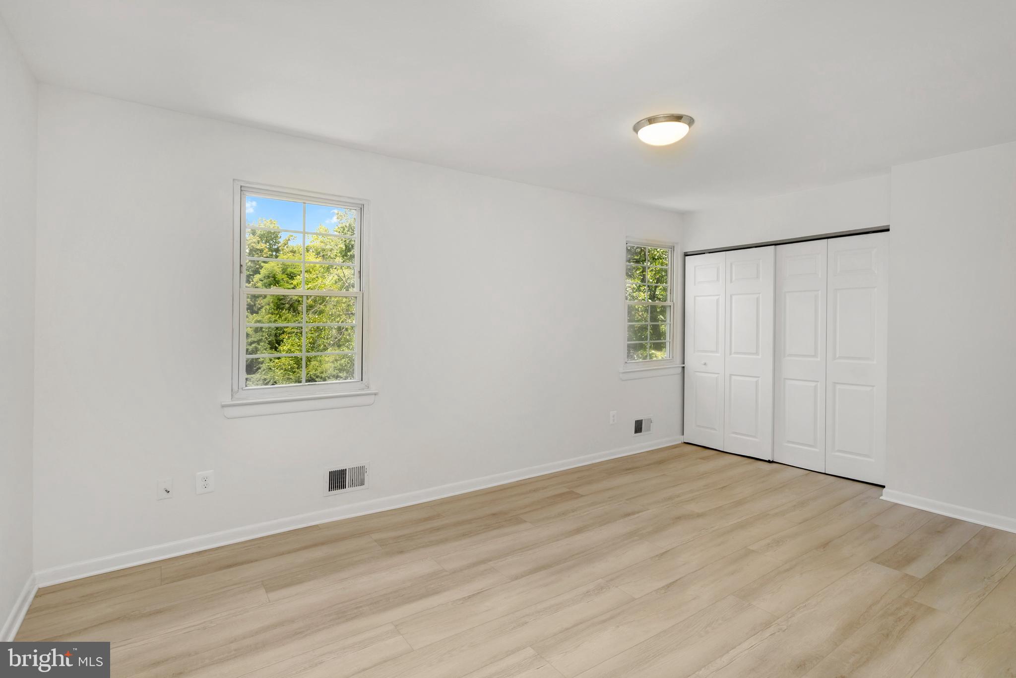 1132 JAMES MADISON CIRCLE